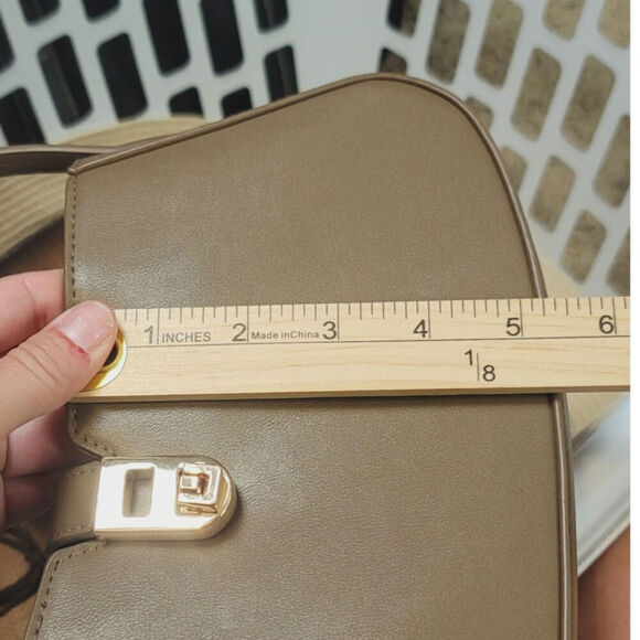 H&M SMALL SHOULDER BAG IN TAUPE BEIGE - Picture 9 of 10